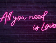 Neon LED-bord 'All You Need Is Love'