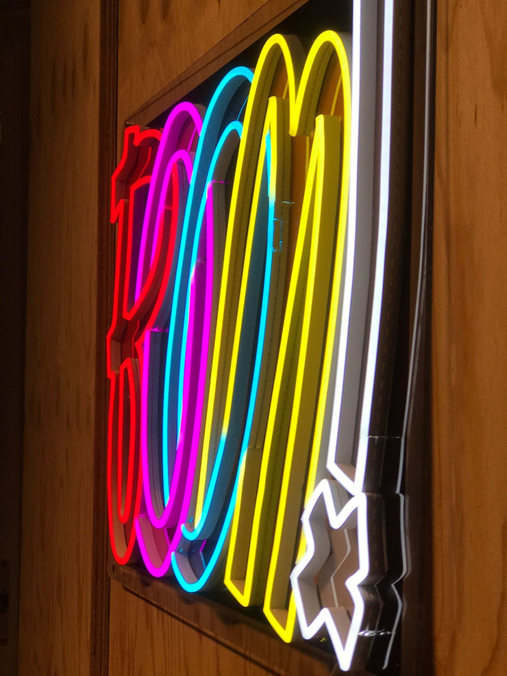 Boom! Neonlicht, Boom! Neon LED-bord